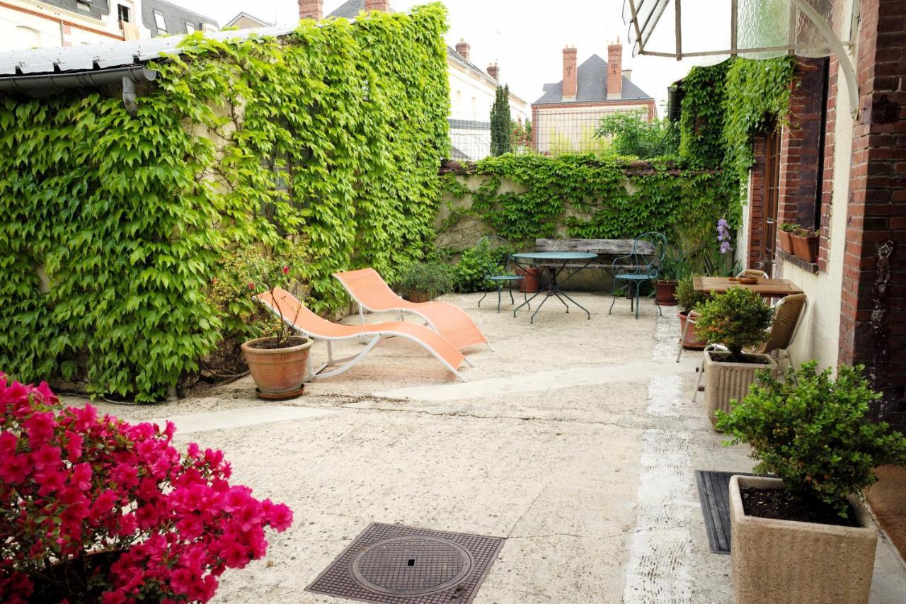 Bed and Breakfast Les Crepinieres Шартр Экстерьер фото
